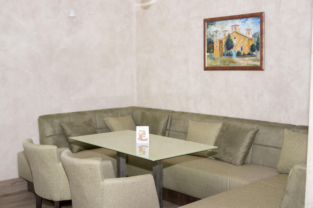 Hotel Etropolia Etropole Dış mekan fotoğraf